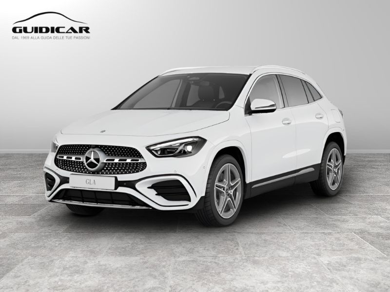 GuidiCar - MERCEDES BENZ NUOVA GLA 1 GLA 180  d Automatic Nuovo