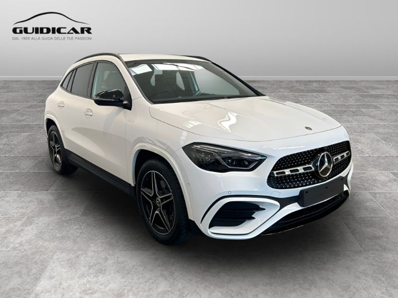 GuidiCar - MERCEDES BENZ NUOVA GLA 1 GLA 200 D AUTOMATIC Nuovo