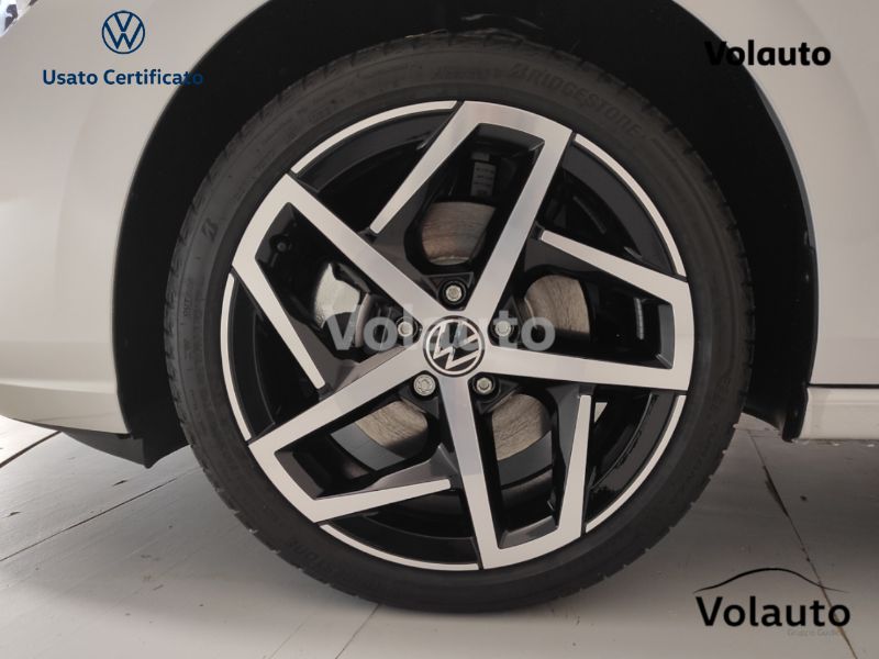 GuidiCar - VOLKSWAGEN Golf VIII 2020 Variant 2021 Golf Variant 2.0 tdi scr Style 115cv dsg Aziendale