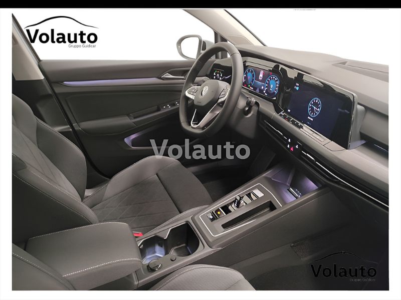 GuidiCar - VOLKSWAGEN Golf VIII 2020 Variant 2021 Golf Variant 2.0 tdi scr Style 115cv dsg Aziendale