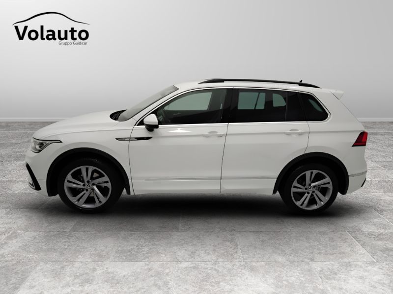 GuidiCar - VOLKSWAGEN Tiguan II 2021 2020 Tiguan 1.5 tsi act R-Line 150cv dsg Usato