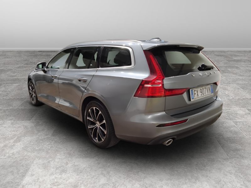 GuidiCar - VOLVO V60 II N1 2019 V60 II N1 2.0 D3 Business Plus awd geartronic my20 Usato