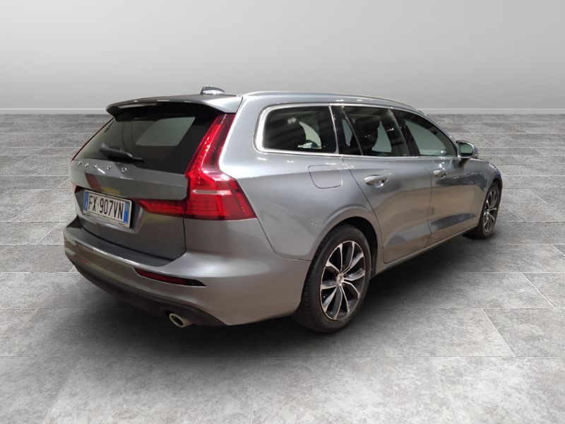 GuidiCar - VOLVO V60 II N1 2019 V60 II N1 2.0 D3 Business Plus awd geartronic my20 Usato