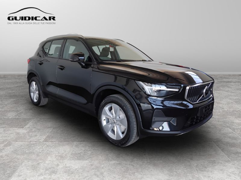 GuidiCar - VOLVO XC40 1 XC40 2.0 b3 Core auto Nuovo