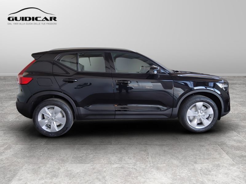 GuidiCar - VOLVO XC40 1 XC40 2.0 b3 Core auto Nuovo