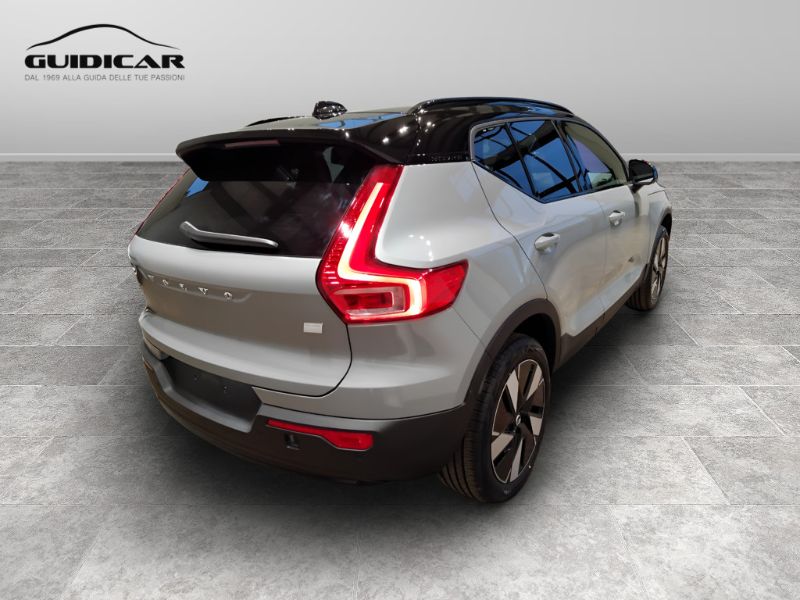 GuidiCar - VOLVO XC40 1 XC40 single motor extend.range Core rwd Nuovo