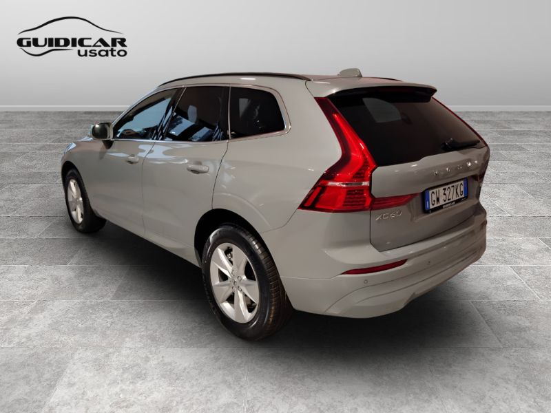 GuidiCar - VOLVO XC6 2024 XC60 CORE B4 AUT Aziendale