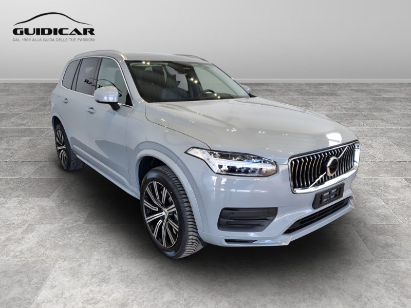 GuidiCar - VOLVO N.XC90 1 XC90 2.0 b5 Core awd 7p.ti auto Nuovo